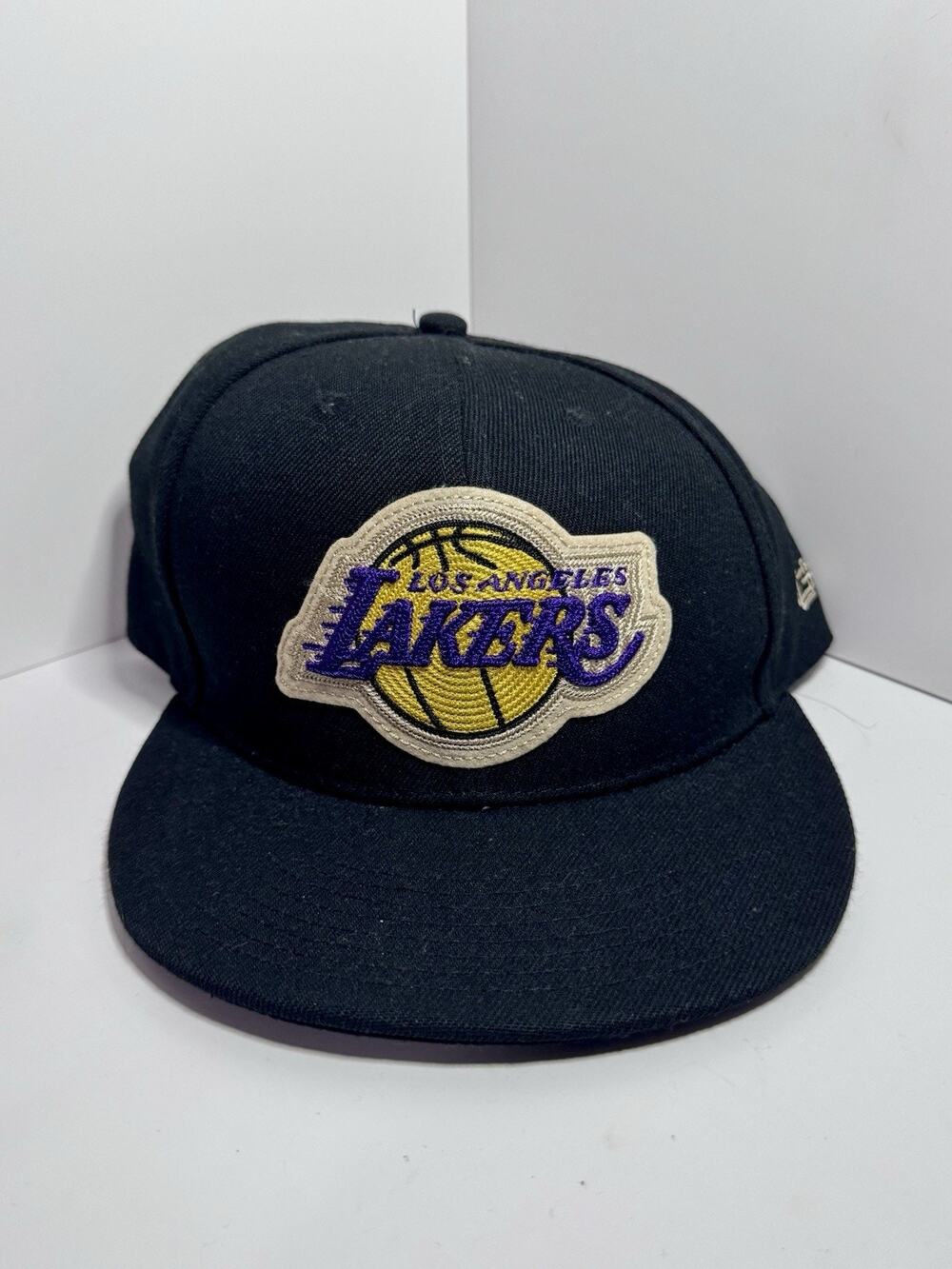 NBA Los Angeles Lakers Black Hat Adjustable Snapback Embroidered Logo Purple